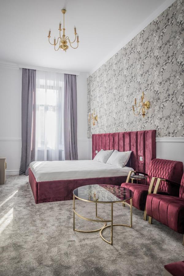 Hotel Vila Central Boutique Satu Mare Dış mekan fotoğraf