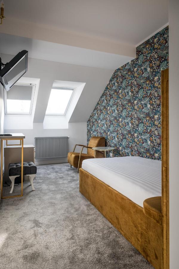 Hotel Vila Central Boutique Satu Mare Dış mekan fotoğraf