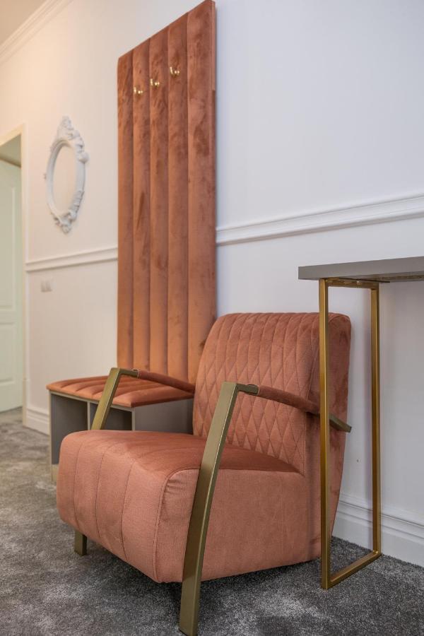 Hotel Vila Central Boutique Satu Mare Dış mekan fotoğraf