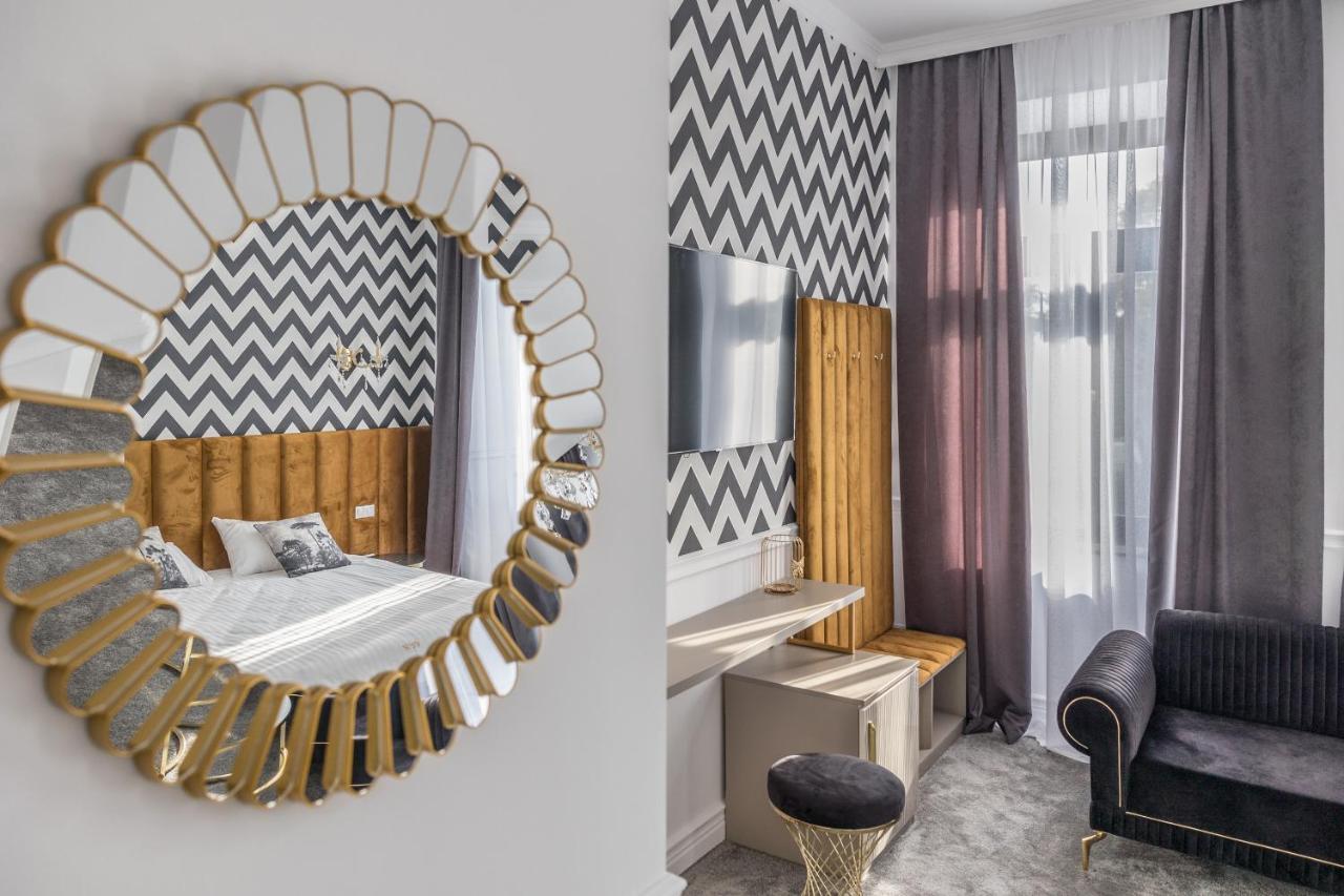 Hotel Vila Central Boutique Satu Mare Dış mekan fotoğraf