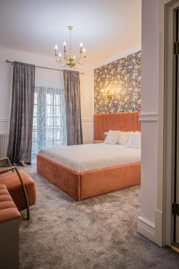 Hotel Vila Central Boutique Satu Mare Dış mekan fotoğraf