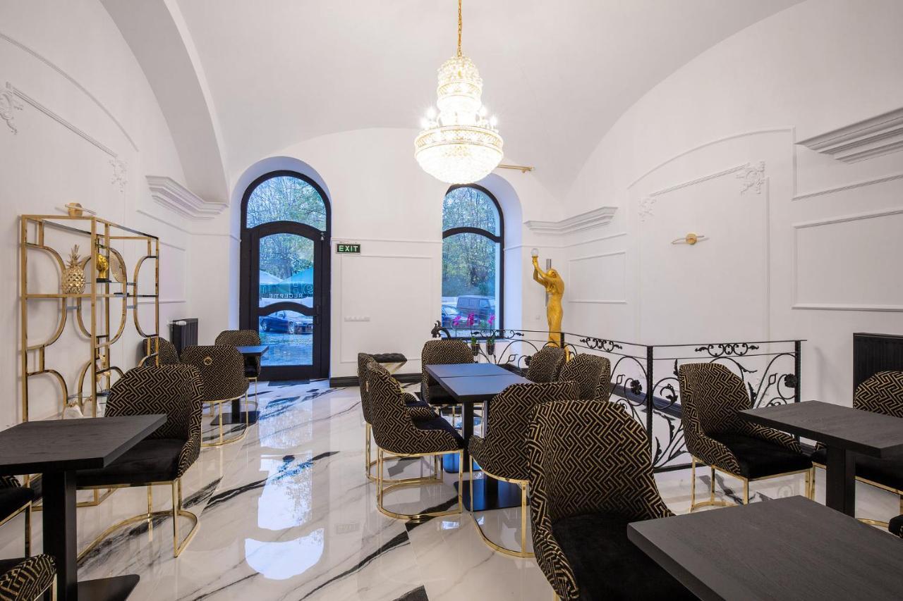 Hotel Vila Central Boutique Satu Mare Dış mekan fotoğraf