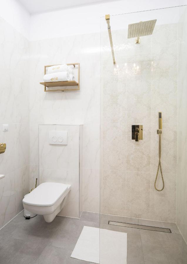 Hotel Vila Central Boutique Satu Mare Dış mekan fotoğraf