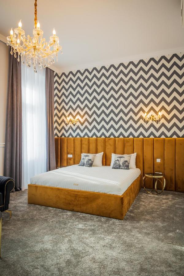 Hotel Vila Central Boutique Satu Mare Dış mekan fotoğraf